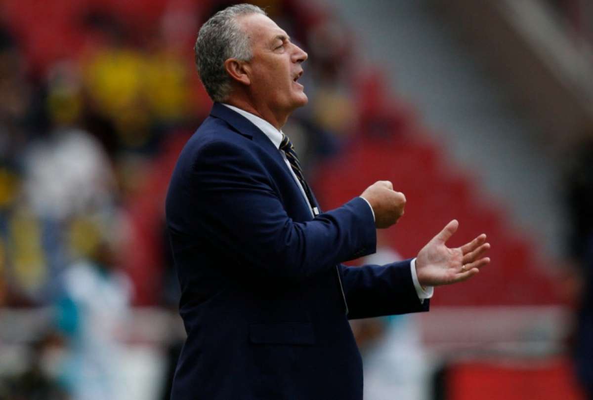 Gustavo Alfaro encabeza el sueño de Ecuador de formar parte de Qatar 2022