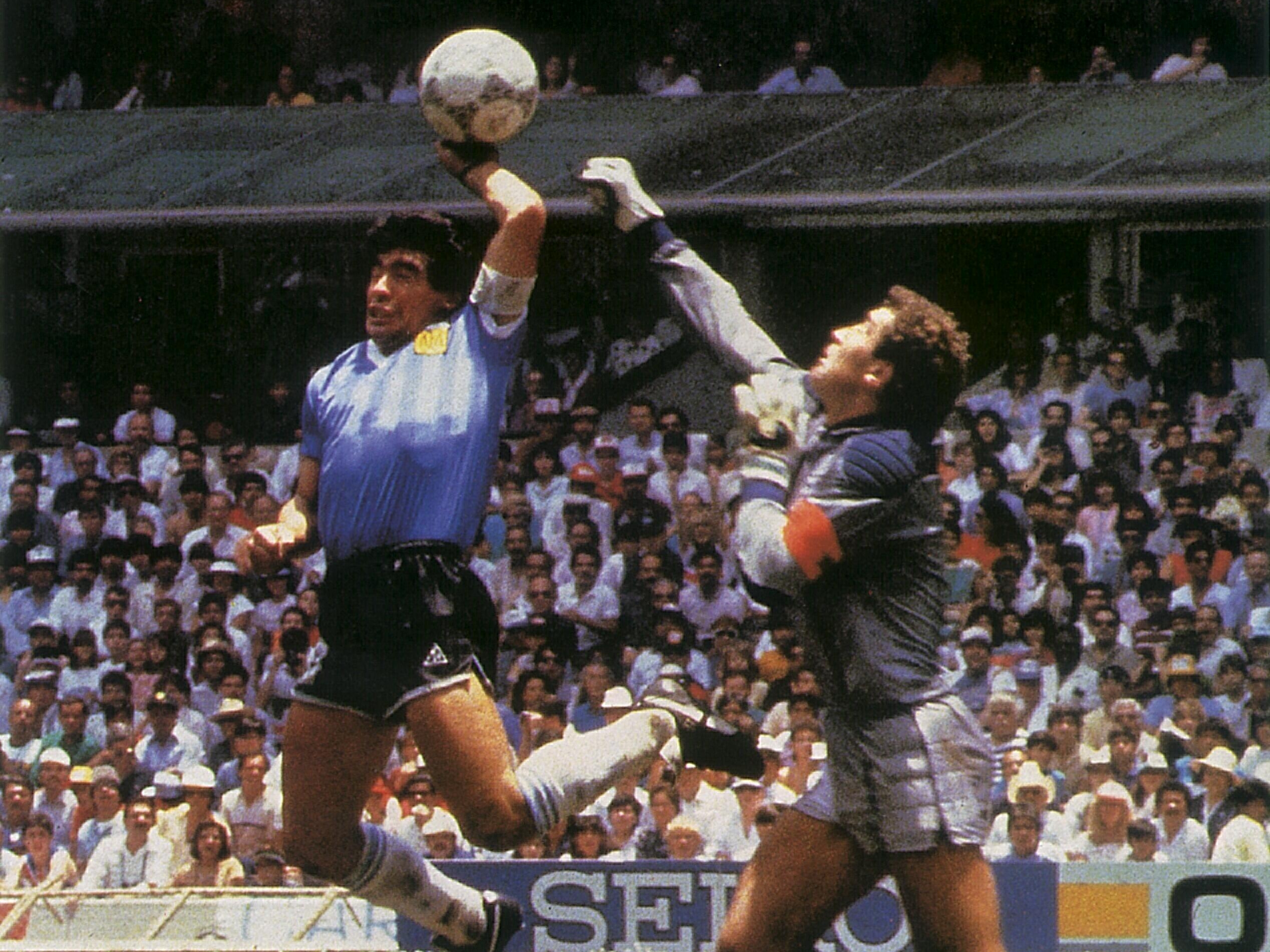 Diego Maradona y La Mano de Dios