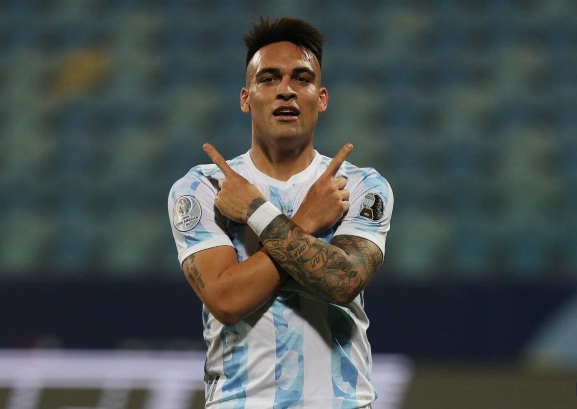 Lautaro Martínez, titular en Argentina pero en dudas en Italia.
