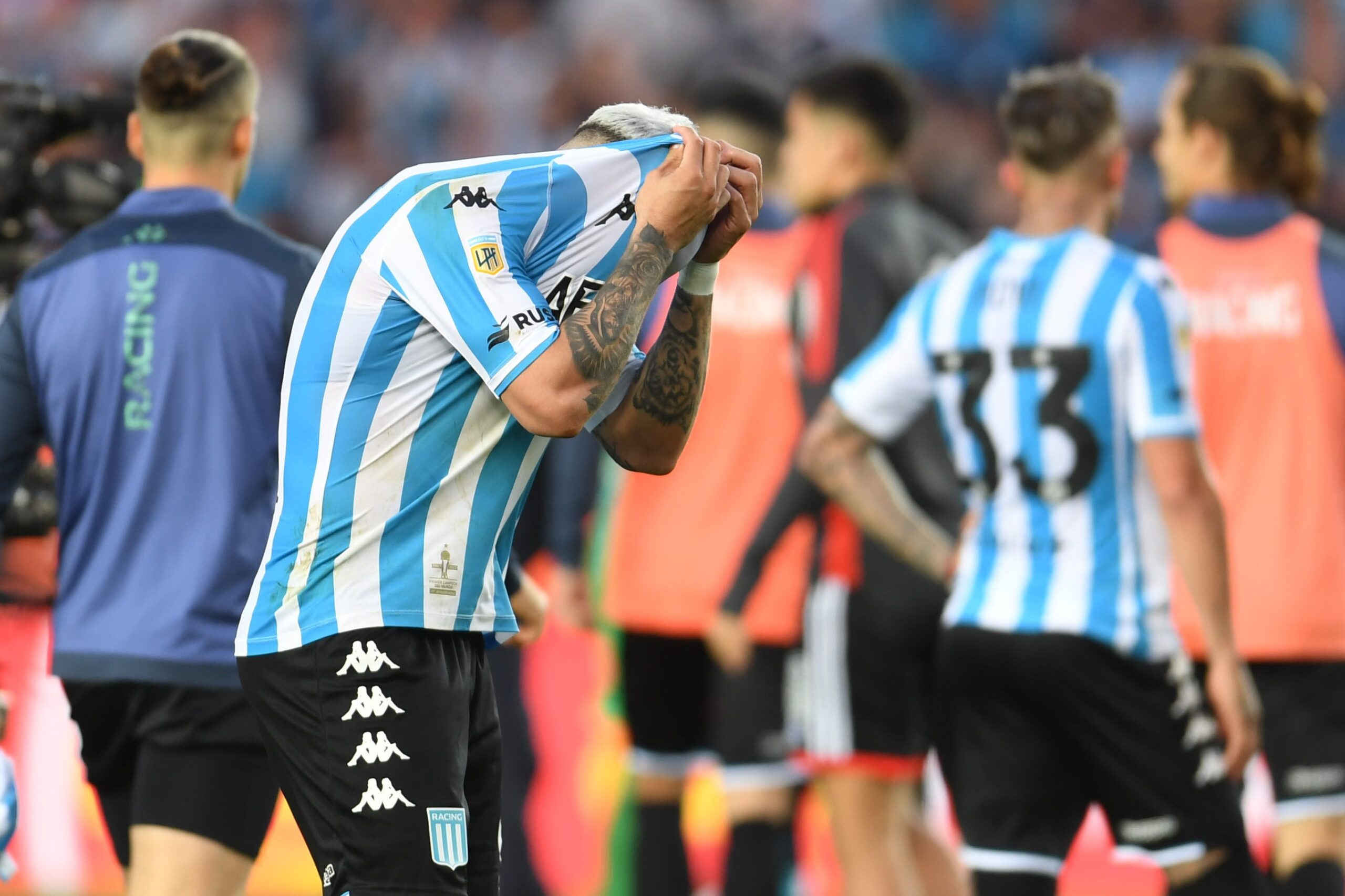 Crisis en Racing: fuerte respaldo de la dirigencia a jugadores y cuerpo ...