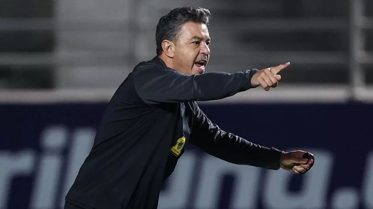 El DT Marcelo Gallardo, actualmente entrenador del Al Ittihad, se mostró muy furioso por algo muy concreto.