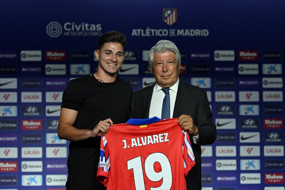 Debut Julián Álvarez: cómo ver en vivo el partido en el que Atlético Madrid visitará a Villarreal por una fecha de La Liga.