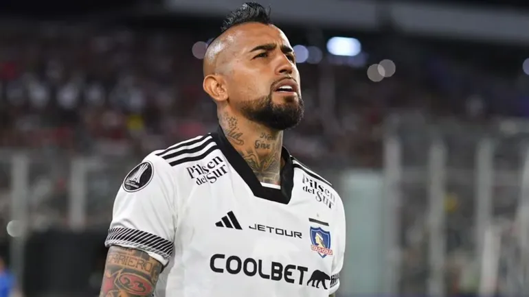 Arturo Vidal, futbolista chileno del Colo Colo, publicó un mensaje en sus redes sociales después de sus declaraciones del martes.