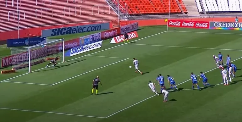 Fydriszewski picó el penal y estalló todo