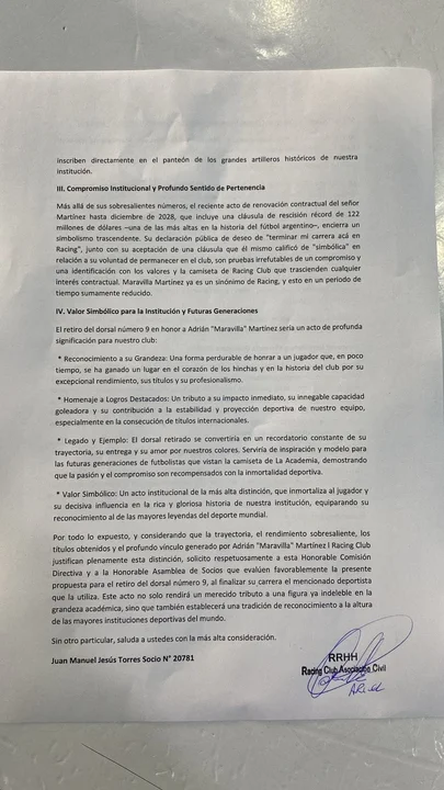 Maravilla Martínez: piden retirar la camiseta 9. El pedido se le realizó a la dirigencia, por las actuaciones del gran delantero.