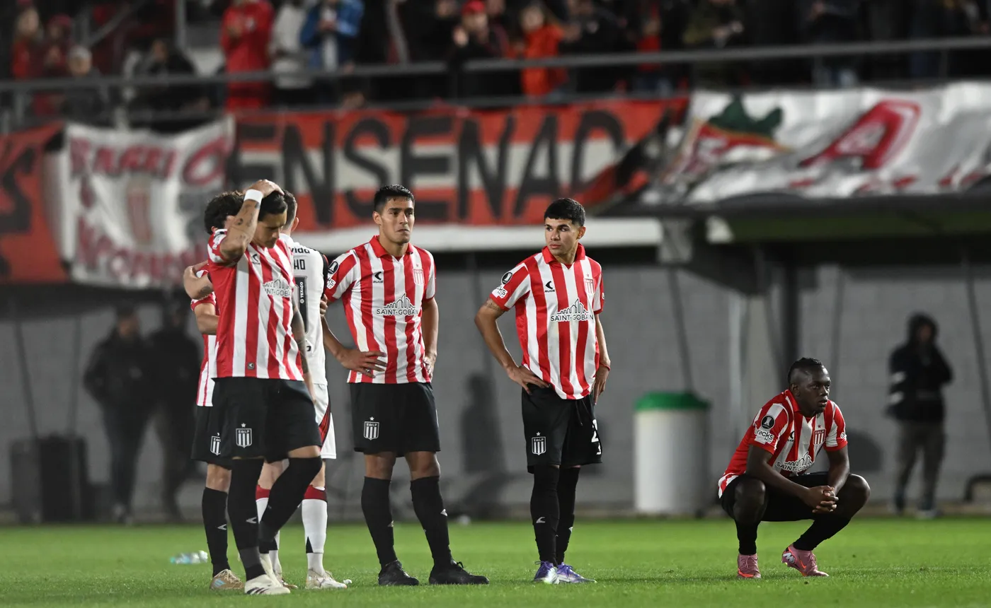 Estudiantes quedó eliminado ante Flamengo. Tras perder en la serie de penales, el arquero del conjunto argentino le habló a los hinchas.