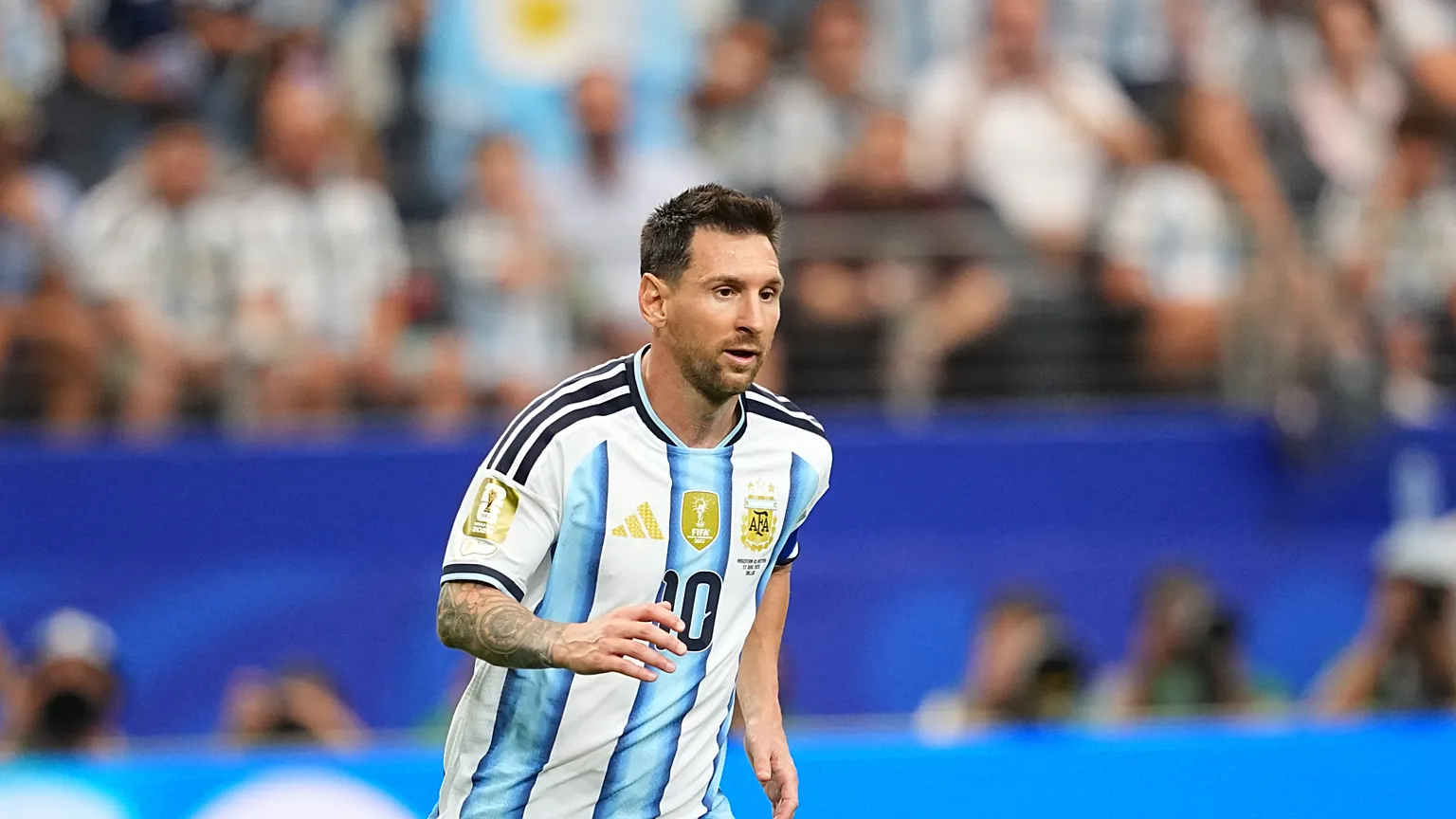 Lionel Messi volvió a demostrar por qué es considerado la máxima figura de la historia del fútbol.