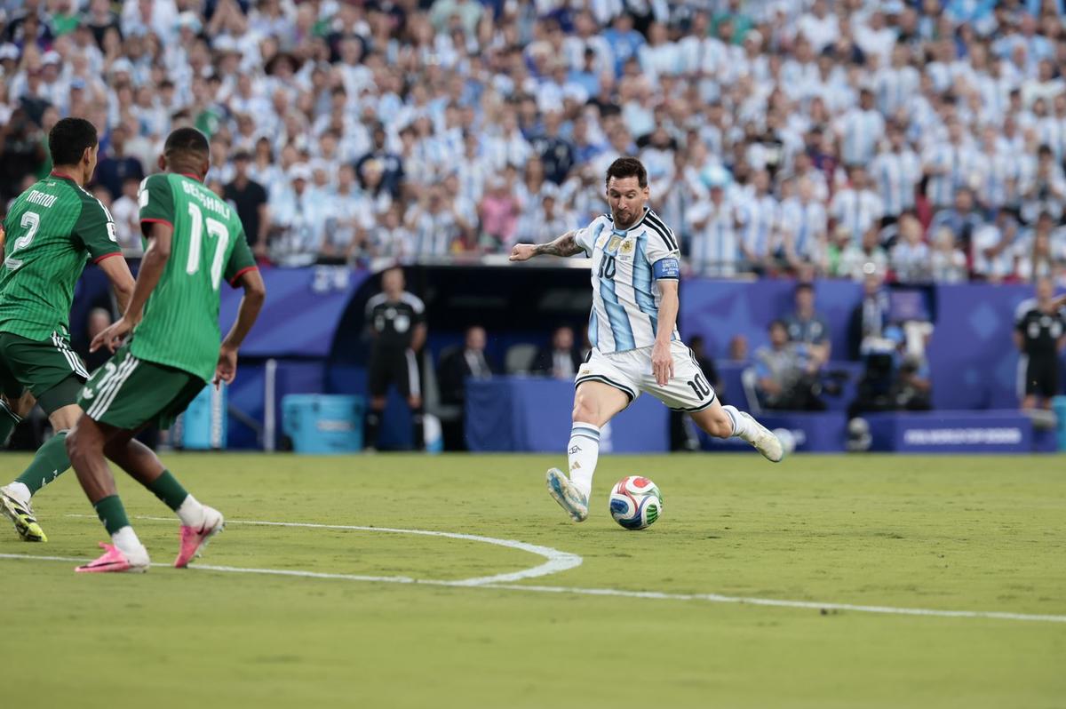 Lionel Messi inició su participación en la Copa del Mundo 2026 con una actuación que quedará en la historia del fútbol.